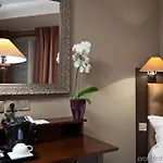 Ibis Styles Centre 3* Аньер-сюр-Сен