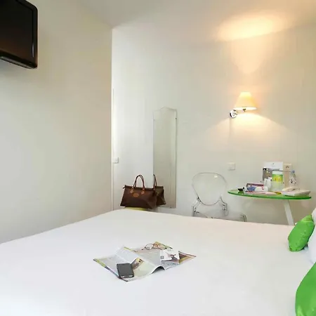 ホテル イビス スタイルズ センター