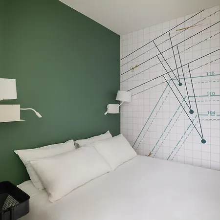 Ibis Styles Centre Отель 3*