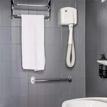 Hotel Ibis Styles Centre 3*