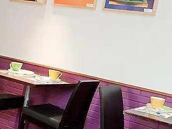 ホテル イビス スタイルズ センター 3*