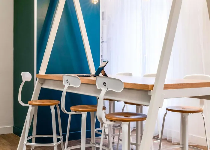 ホテル イビス スタイルズ センター 3*