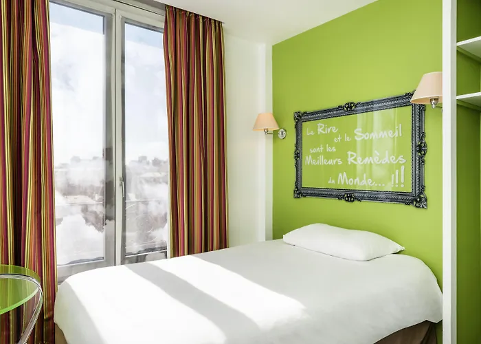 イビス スタイルズ センター ホテル アニエール