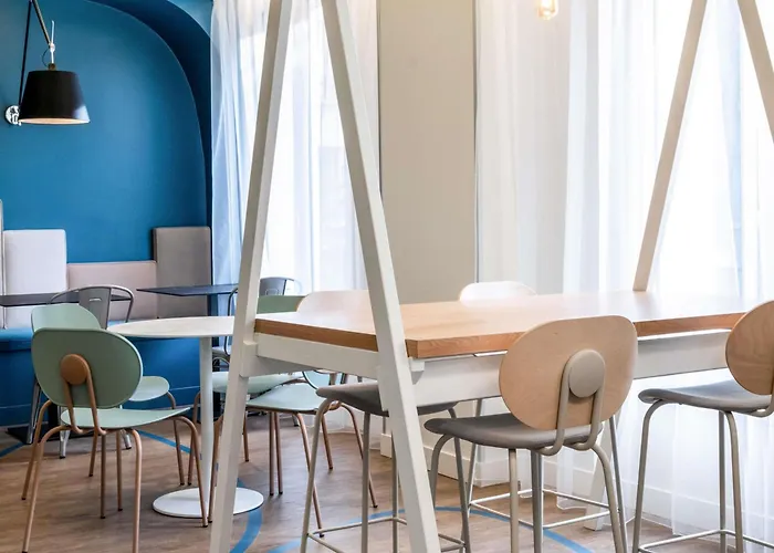 イビス スタイルズ センター アニエール